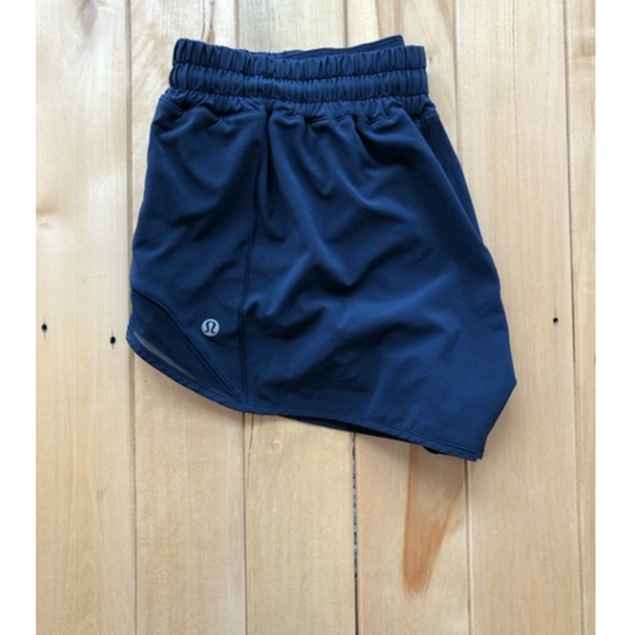 Lululemon Hotty Hot (Size 10) - Picture 2 of 4